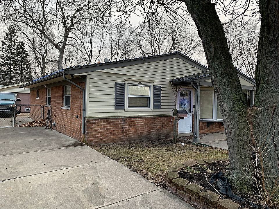 1st image of 22842 N Brookside Dr