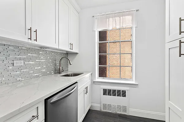 Sold by Compass | media 11