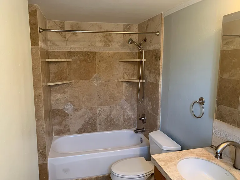 140 Walker Dr — Photo 13