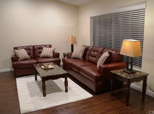 907 Roxbury Dr, Fullerton, CA 92833