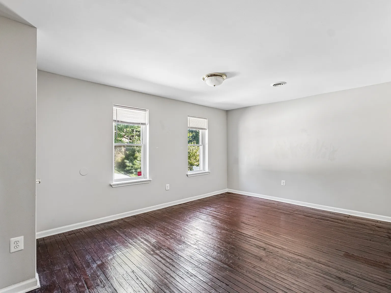 2 bed, $1,390 — Photo 4