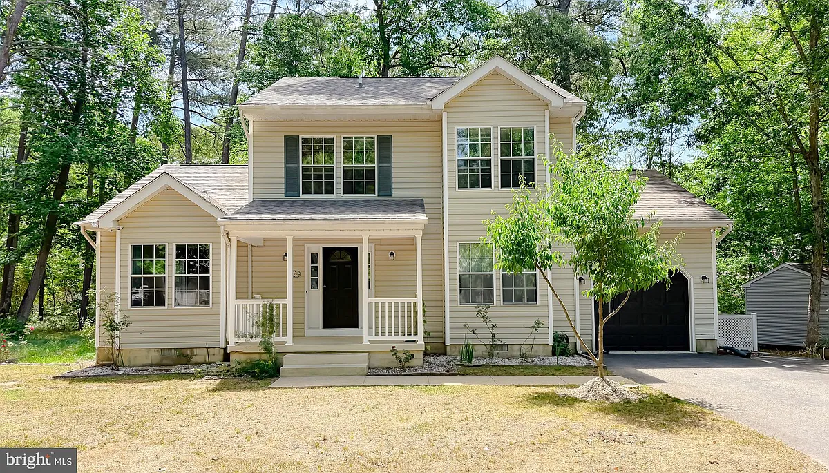 Building Photo - 23150 Grey Squirrel Ln