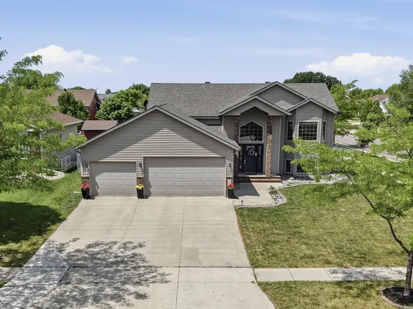 3507 Taylor St S, Fargo, ND 58104