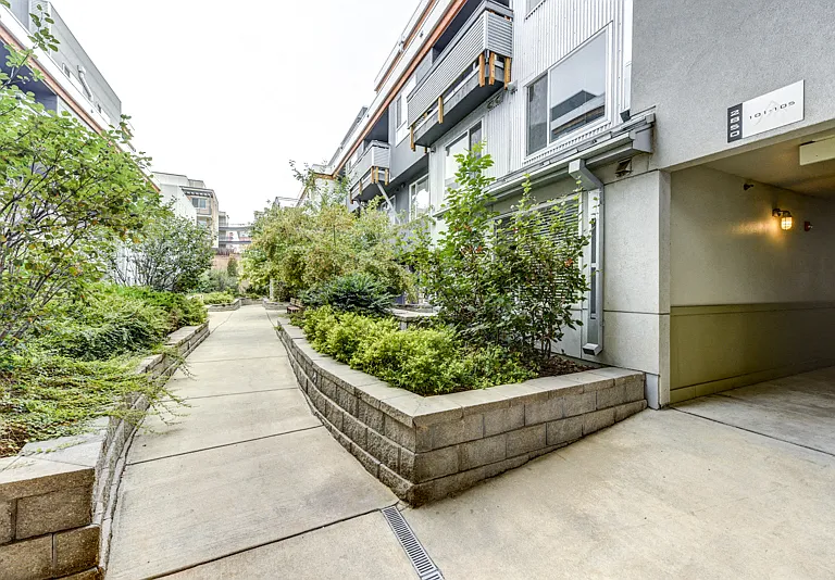 2850 E. College Ave #304 — Photo 32