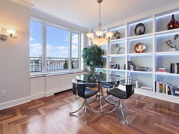 2nd image of 220 Riverside Blvd APT 16L