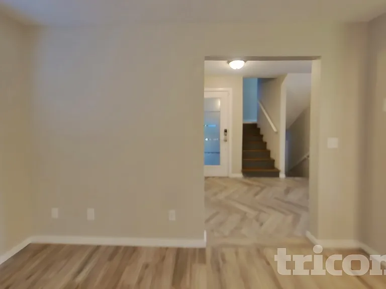 2108 E Phinney Bay Dr — Photo 3