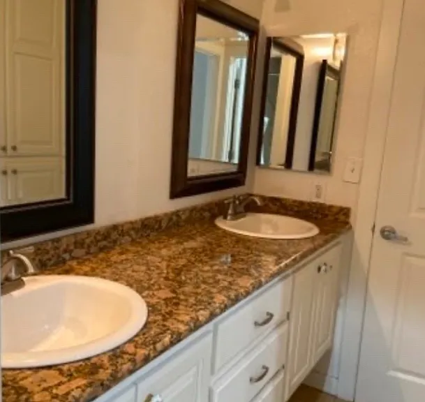 422 N Marengo Ave #3 — Photo 8