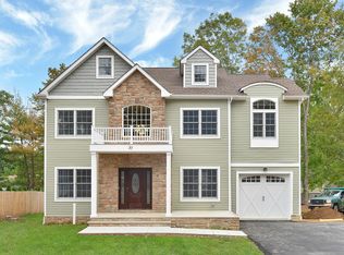 37 Kinderkamack Rd, Park Ridge, NJ 07656