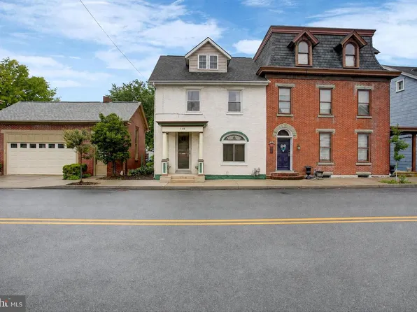 118 N Carlisle St, Greencastle, PA 17225