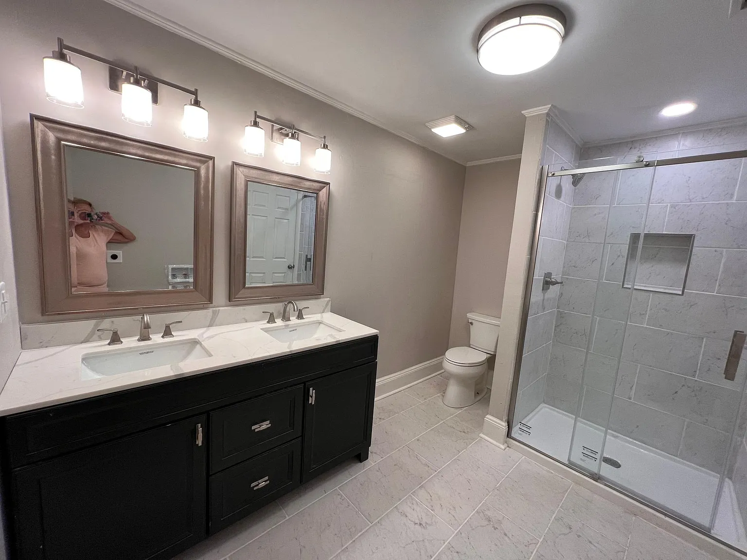 120 Florence Pl — Photo 1