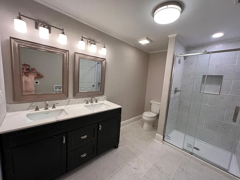 120 Florence Pl — Photo 1