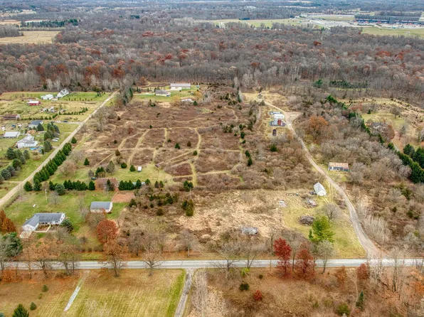 12695 Dearmyer Rd, Brooklyn, MI 49230
