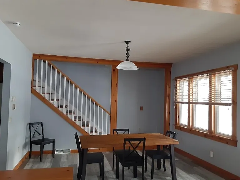 715 W Blodgett St — Photo 9