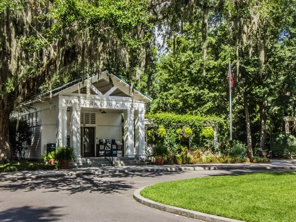 35 Phillip Dr, Hilton Head Island, SC 29926