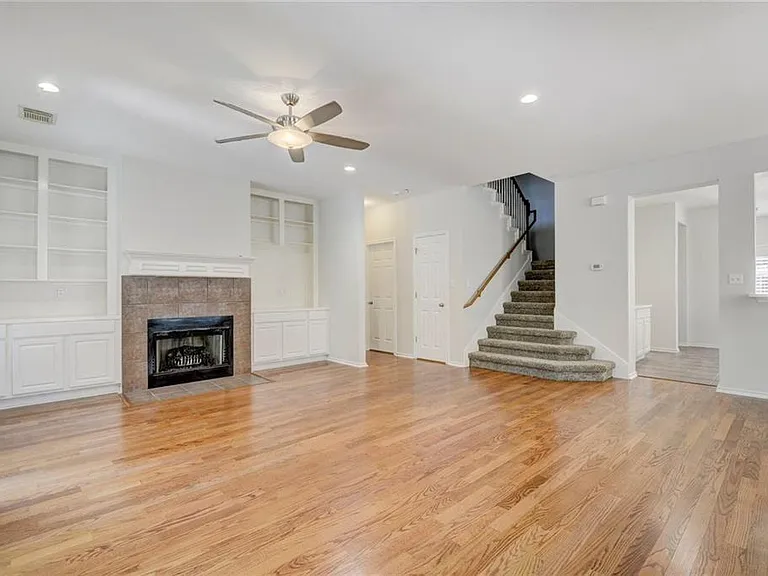 2614 Kinney Oaks Ct — Photo 7