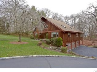 5 Allen Ct, Norwalk, CT 06851