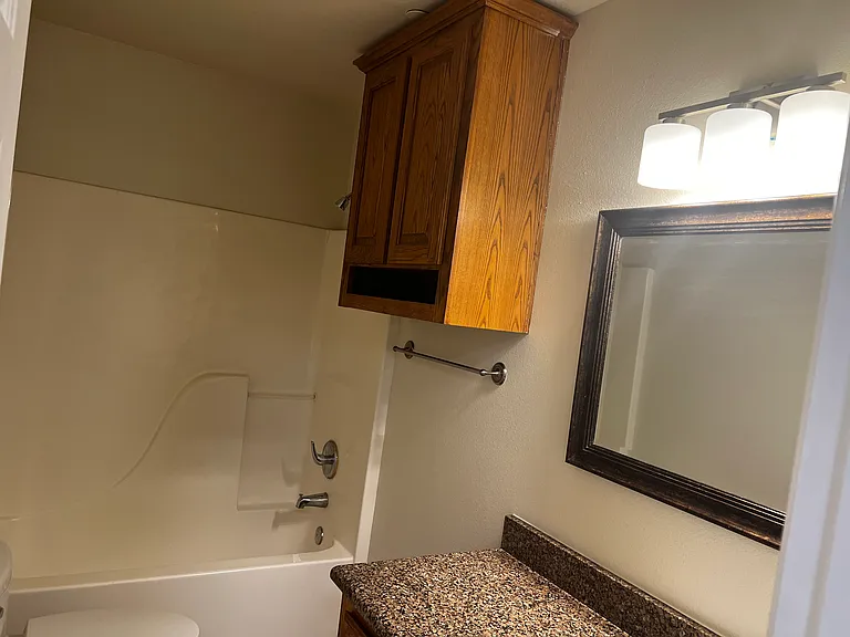 BATHROOM2