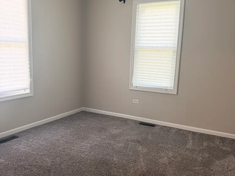 1516 Brookside Ave — Photo 4