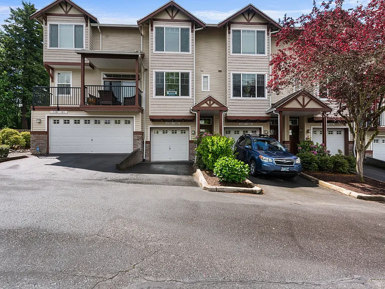 736 NW 118th Ave #102 — Photo 30