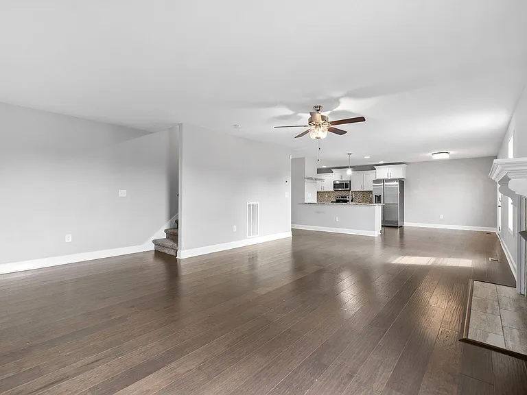 3482 Southwood Dr — Photo 9