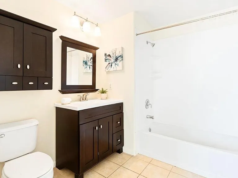 658 Luna Park Dr — Photo 10