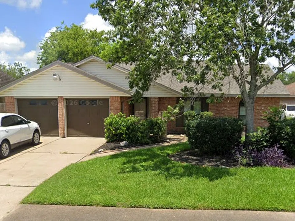 10411 Glenkirk Dr