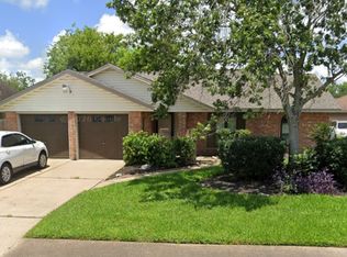 10411 Glenkirk Dr, Houston, TX 77089