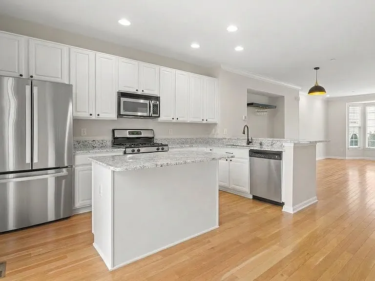1056 Pipistrelle Ct — Photo 7