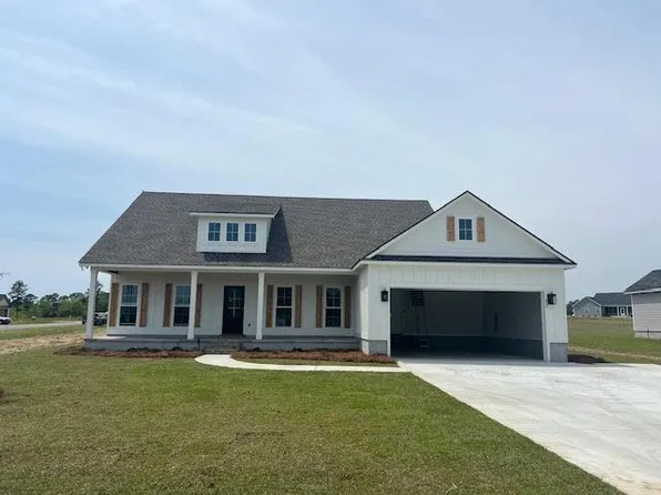 52 Mossy Oak Cir, Tifton, GA 31793