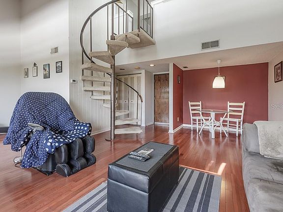 5th image of 13612 S Village Dr #5311