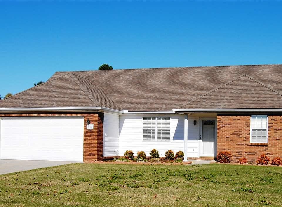 1st image of 803 Baywood Dr