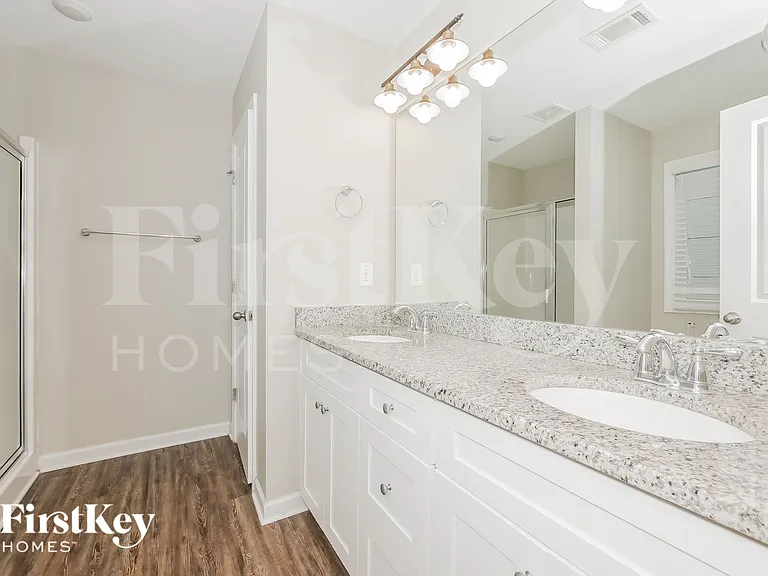 22F E Newnan Rd — Photo 10