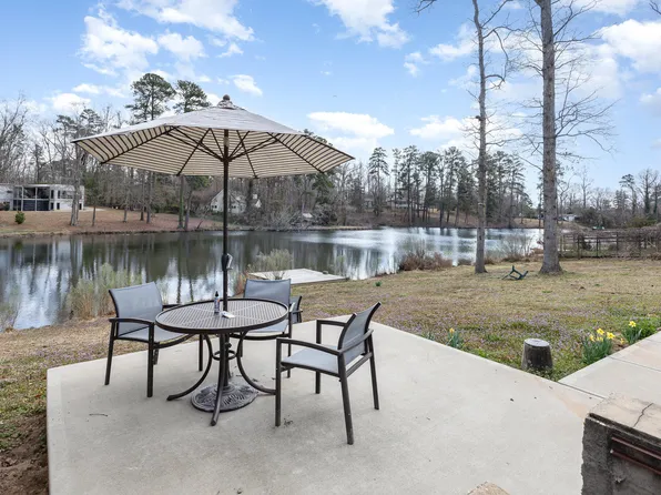 2118 Timberlake Dr, Raleigh, NC 27604