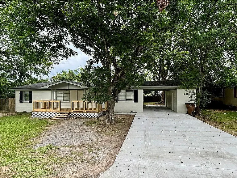 466 Pinehill Dr — Photo 14