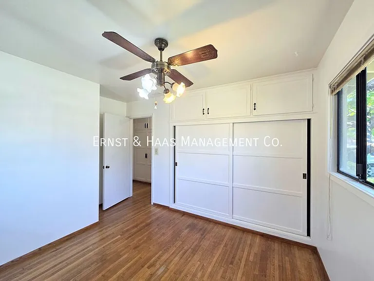 2080 Senasac Ave — Photo 13