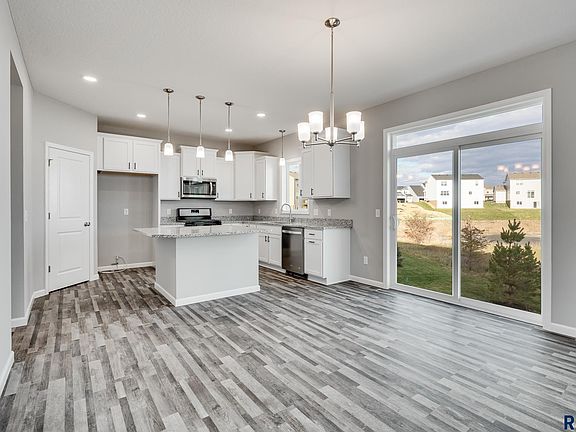 2nd image of 5104 E Hosta Cir
