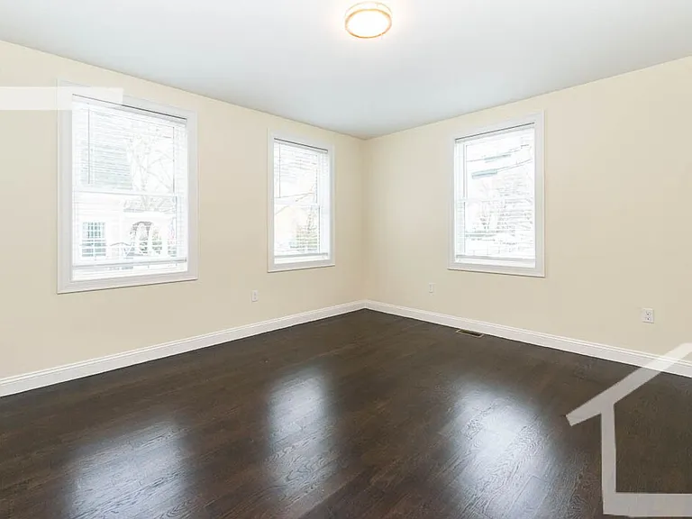 116 Jerome St #120 — Photo 16