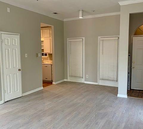 5th image of 4315 Cole Ave APT 106