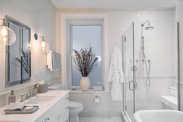 Sold by Corcoran | media 38