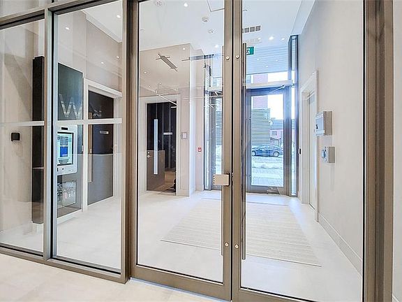 3rd image of 212 King William St #1119