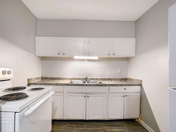 5th image of 118 Poplar Level Ct #412