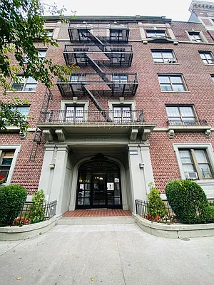 Rented by Zjama Realty Corp | media 10