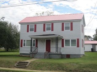 605 Court St, Victoria, VA 23974