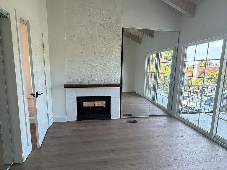 683 Marine View Ave #2 — Photo 14