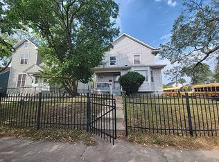 3200 Clinton Ave, Minneapolis, MN 55408