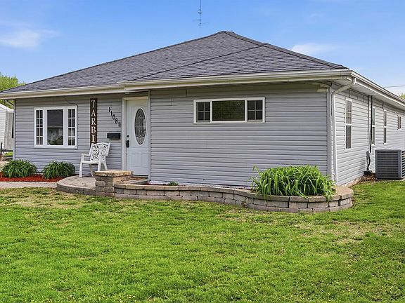 2nd image of 1108 Harvey Dr