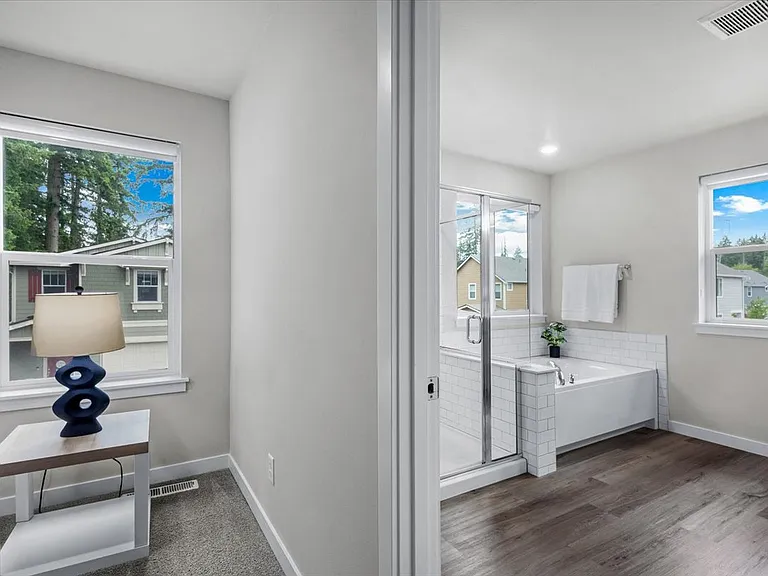 17512 SE 254th St — Photo 37