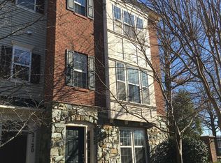 2122 Darcy Green Pl, Silver Spring, MD 20910