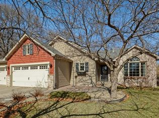 647 River Birch Pl, Lino Lakes, MN 55014