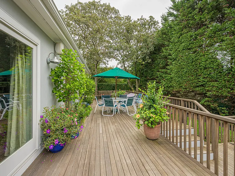 144 Middle Pond Rd — Photo 24
